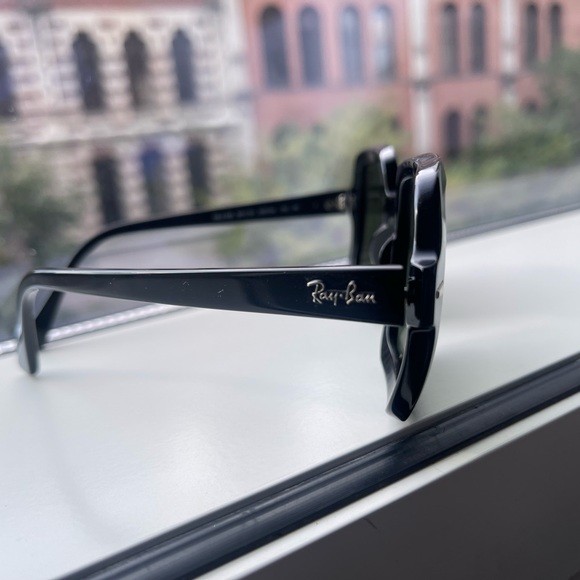 Men’s Black Designer Frames - Picture 3 of 4